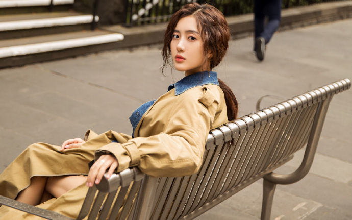 广州南沙港首条点对点直航美西快线首航